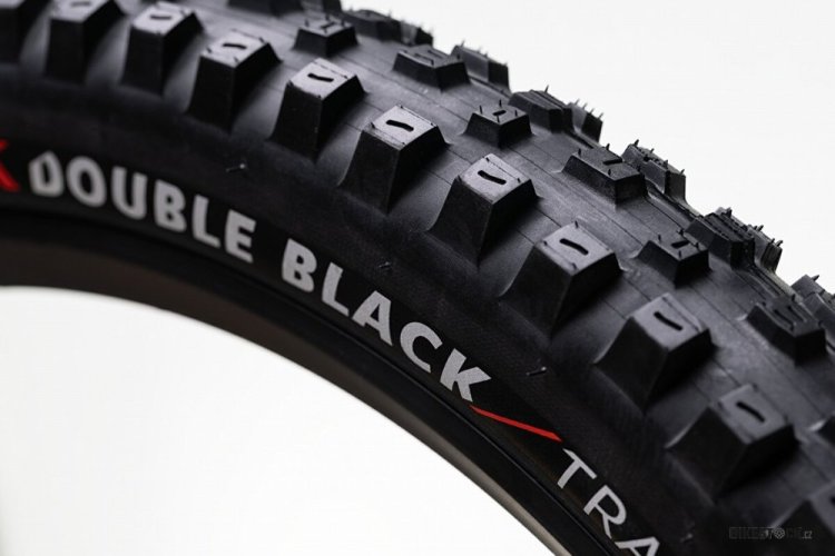 plášť K-SERIES Double Black Trail 27,5x2,40 60 TPI TLR kevlar