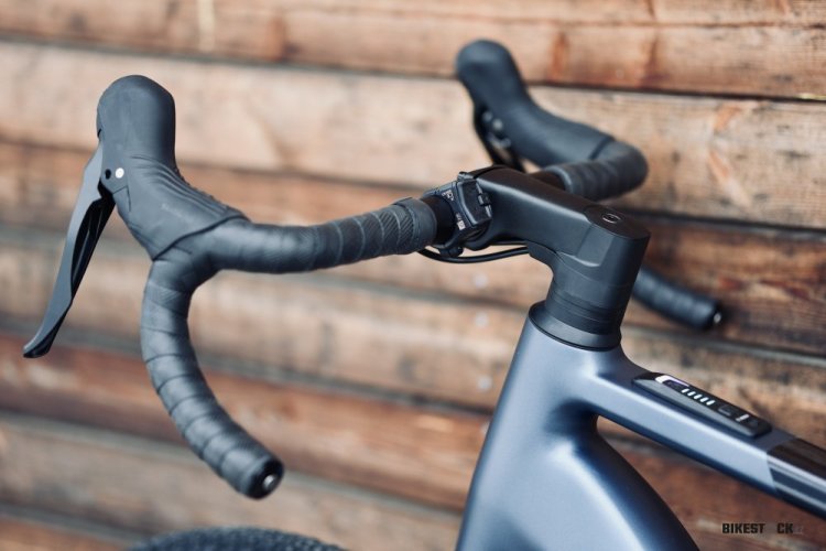 e-gravel APACHE Gila Bosch SX 400 Wh modro/černá