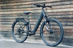 elektrokolo Rock Machine Crossride e450 Touring matná černá/stříbrná