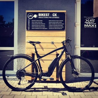 KOLA OD NÁS: Rock Machine Cross e400