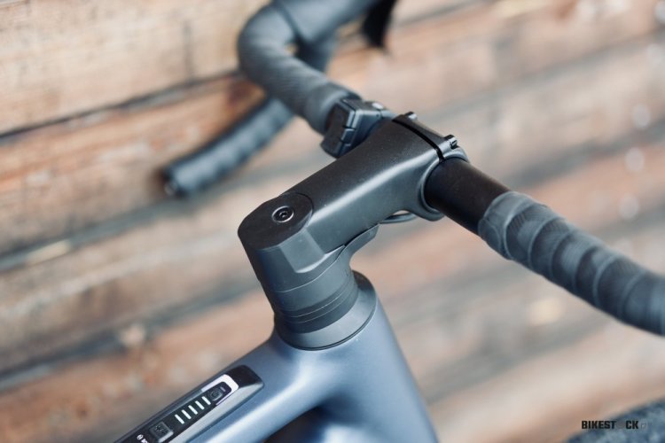 e-gravel APACHE Gila Bosch SX 400 Wh modro/černá