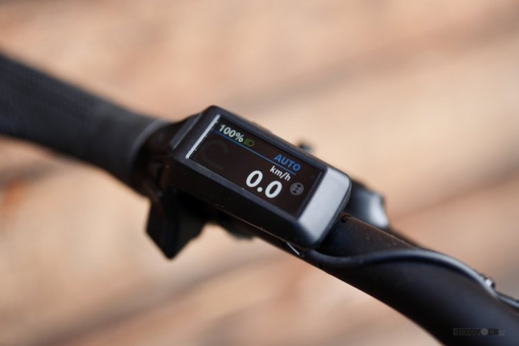 APACHE Rio Grande Bosch CX 800 Wh antracitová