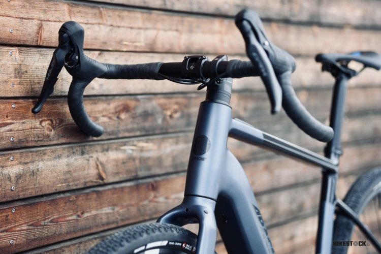 e-gravel APACHE Gila Bosch SX 400 Wh modro/černá