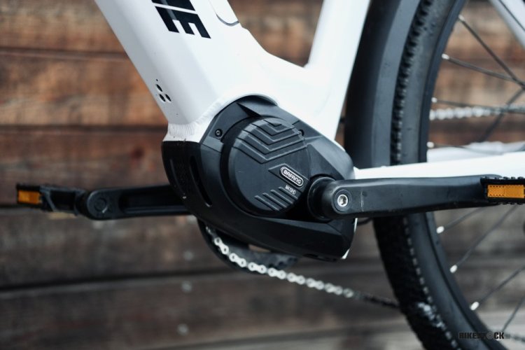 APACHE Rio Grande 3 MX 720 Wh červená