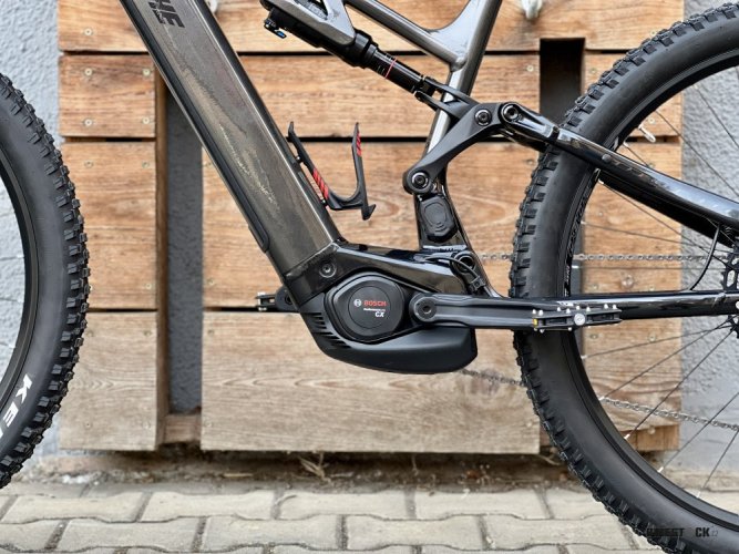 APACHE Quruk Bosch CX 800 Wh antracit