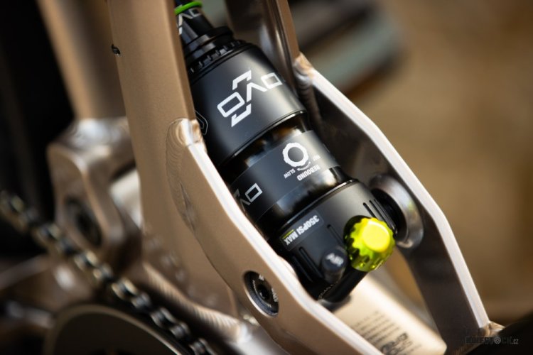 elektrokolo Rock Machine Crossride e450 FS Touring Sand Grey/Black