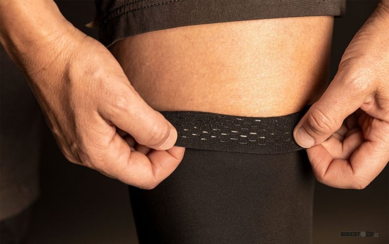 chrániče kolen BLUEGRASS Aura