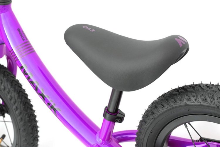 odrážedlo MAXÍK Evo Lite magenta/fialová + YAK