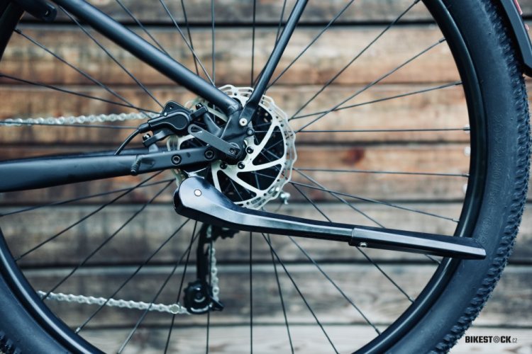 elektrokolo Rock Machine Crossride e450 Touring matná černá/stříbrná