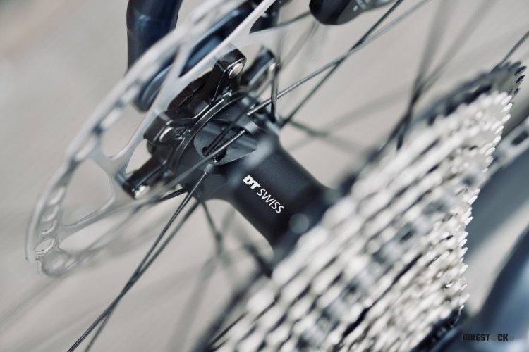 e-gravel APACHE Gila Bosch SX 400 Wh modro/černá