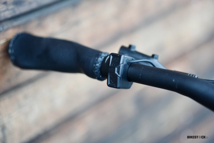 APACHE Rio Grande 3 MX 720 Wh červená