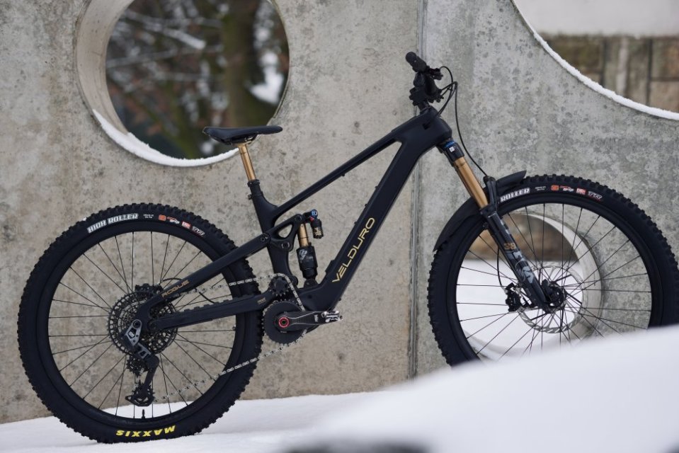 Velduro Rogue R
