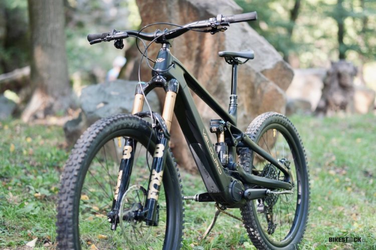 VELDURO Rogue R