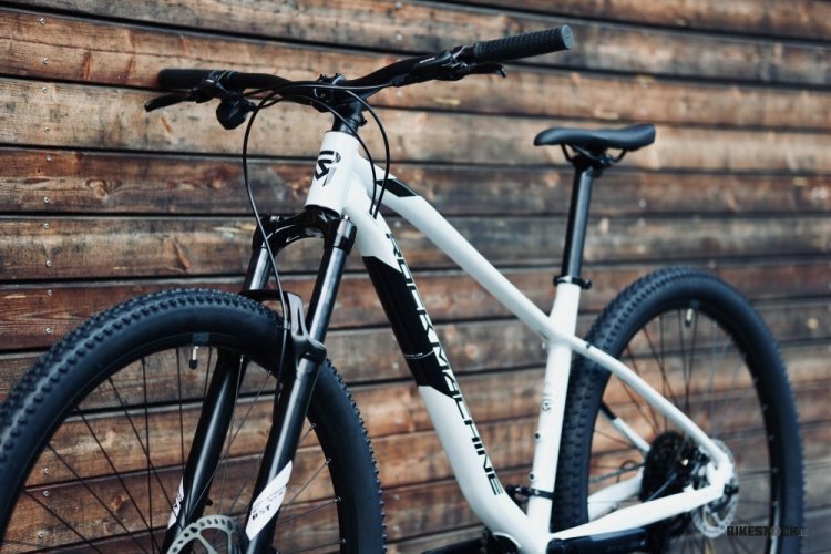 kolo Rock Machine Blizz 30-29 gloss polar white/black kolo Rock Machine Blizz 30-29 gloss polar white/black