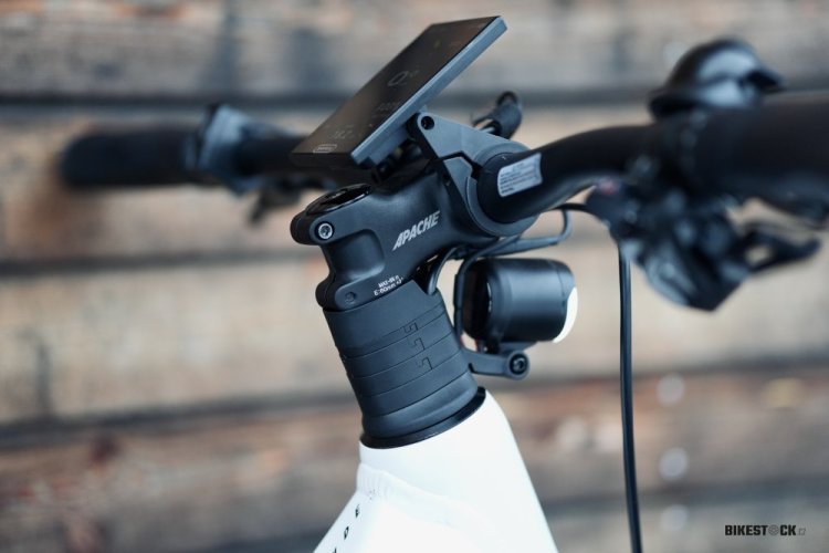 APACHE Rio Grande 3 MX 720 Wh červená