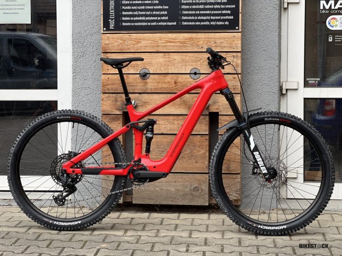 STEPPENWOLF Tundra 9.0 Avinox M1 racing red gloss