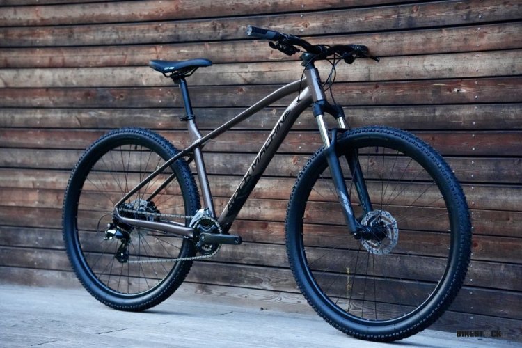 Rock Machine Manhattan 70-29