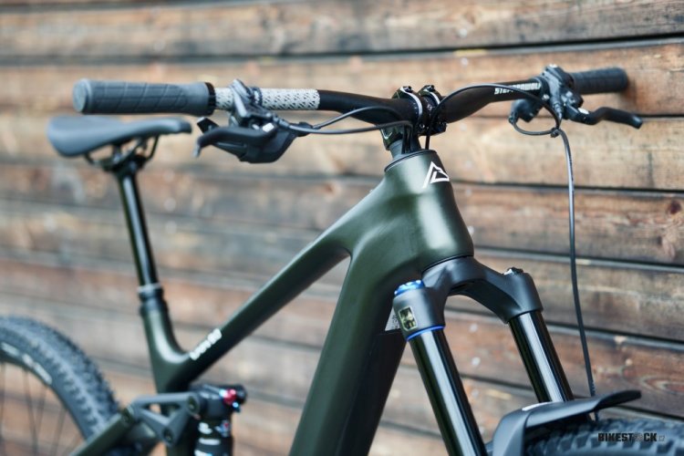 STEPPENWOLF Tundra 9.0 DJI moss green gloss/matt