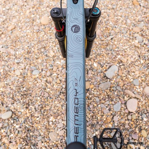 sada ochranných samolepek MUCKY NUTZ Frame Skinz Clear lesklé