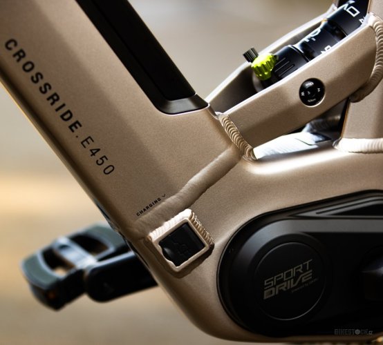 elektrokolo Rock Machine Crossride e450 FS Touring Sand Grey/Black