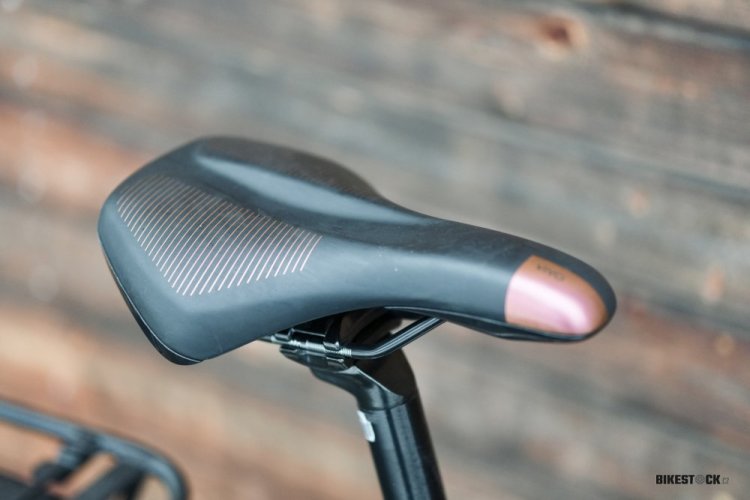 APACHE Rio Grande 3 MX 720 Wh červená