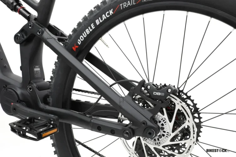 APACHE Eagle 3 Avinox 800 Wh černá