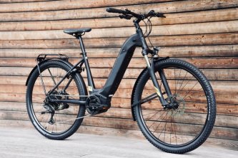 Nový Rock Machine Crossride INT e500 Bosch v naší půjčovně!